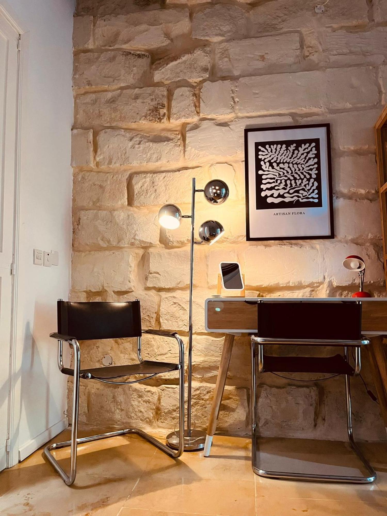 Tarxien 130, One Of A Kind - A Luxury Eclectic Home מראה חיצוני תמונה